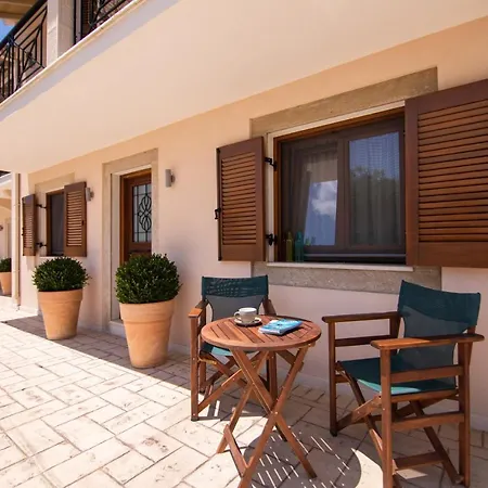 Апартаменты Dimoulias House