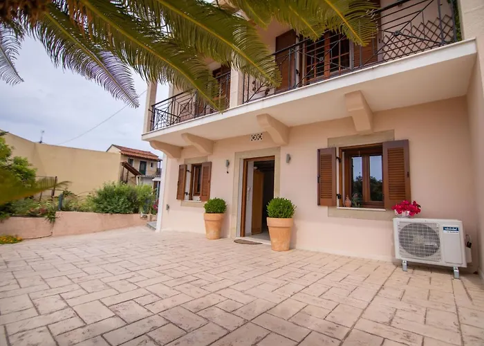 Dimoulias House Апартаменты